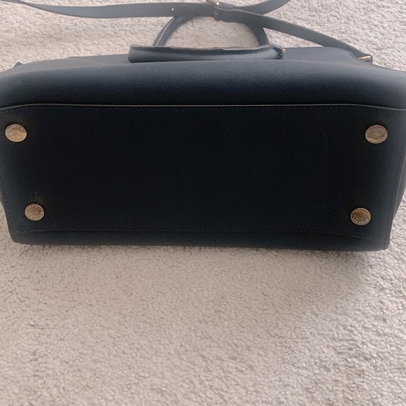 🔴SOLD🔴Michael Kors Purse set for Sale 🔴 SOLD🔴 - Picture 4 of 7